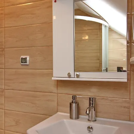 Stojic ズラティボール