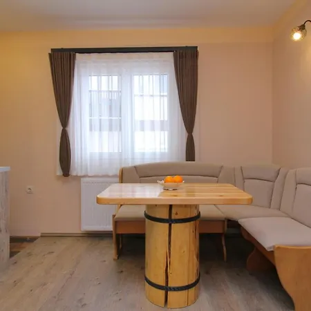 Stojic ズラティボール